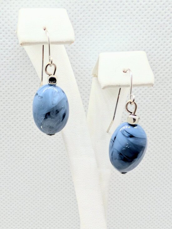 Howards Jewelry - Summer Blue NWT grey blue acrylic bead french-wire fashion drop earrings